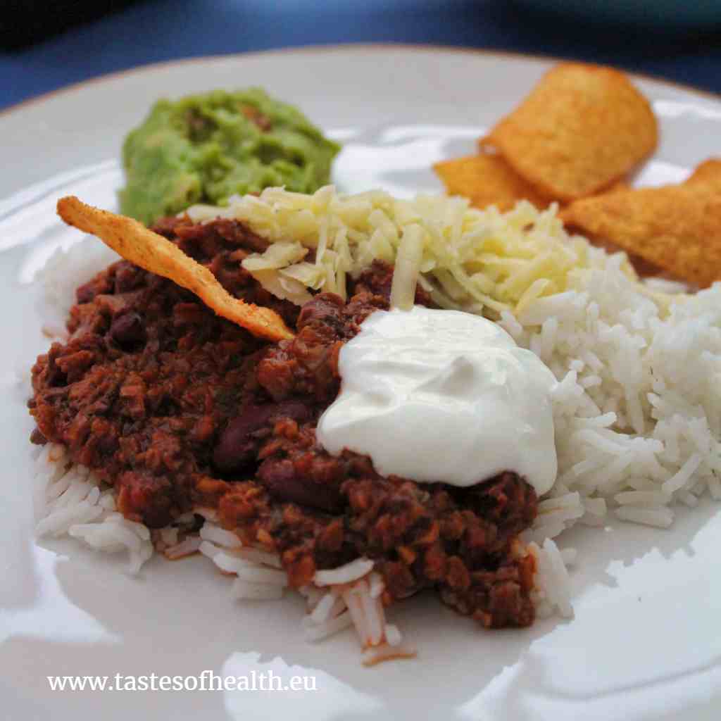 what veg goes in chili con carne